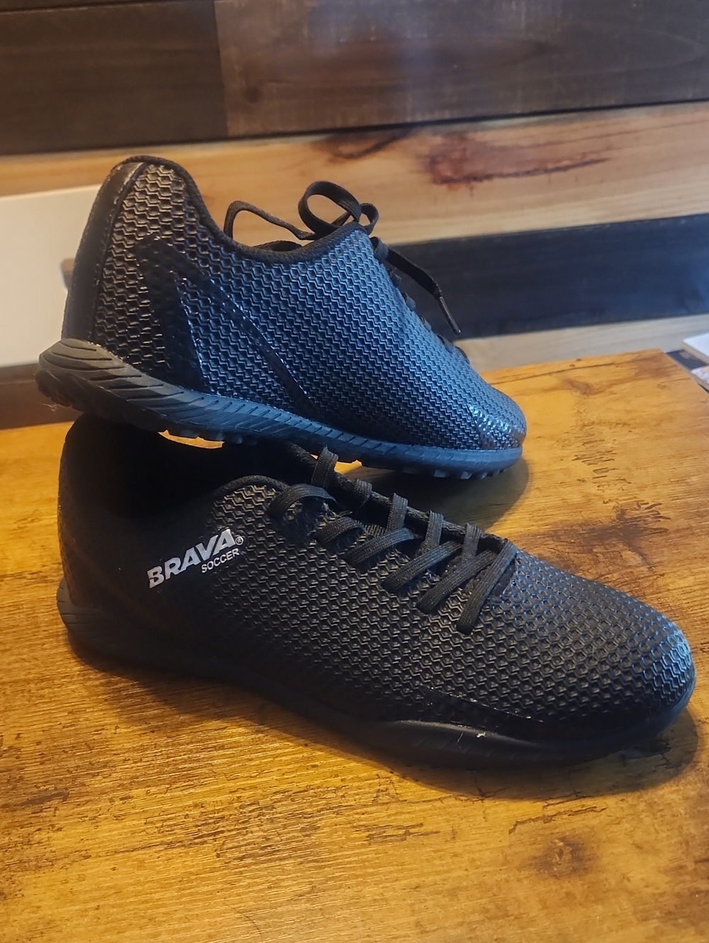 Men’s Black Athletic Soccer Shoes
